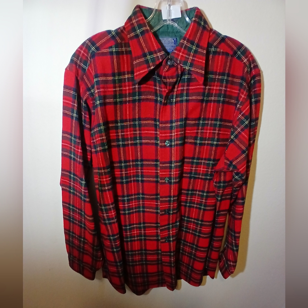 Vintage Pendleton Pure Virgin Wool Red Plaid Long Sleeve Button Down Size Large